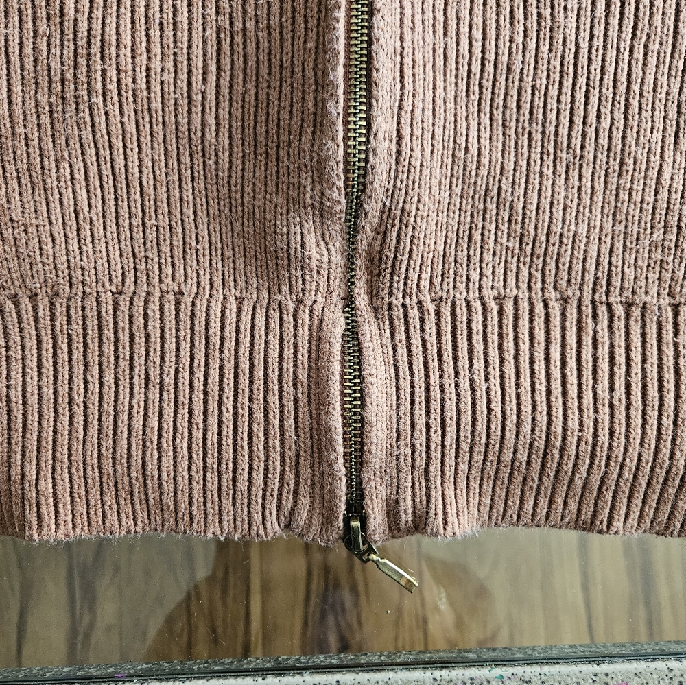 A&F Double Zip Ribbed Cardigan - Picture 5 of 8